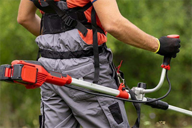 axrent trädgårdsmaskiner